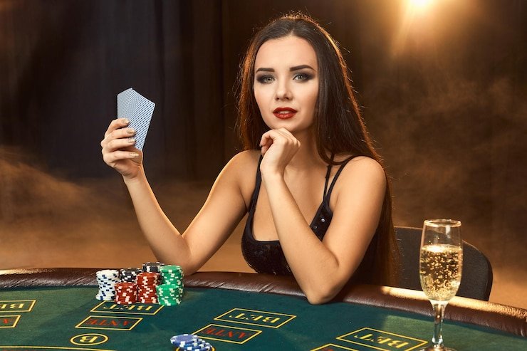 Tim layanan pelanggan dengan dukungan penuh untuk pengguna ngamentogel
